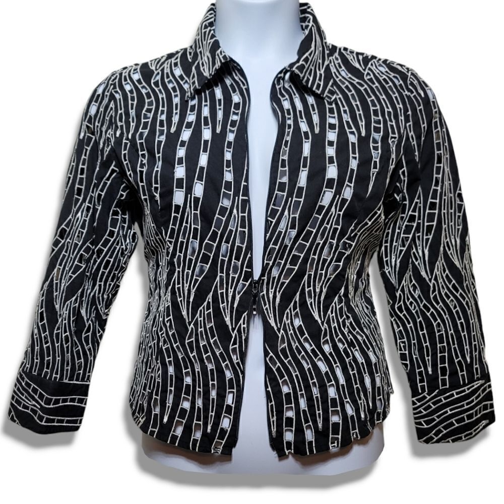 Samuel Dong Black & White Striped Zip Fully Cut-Out 3/4 Sleeve Blazer Jacket